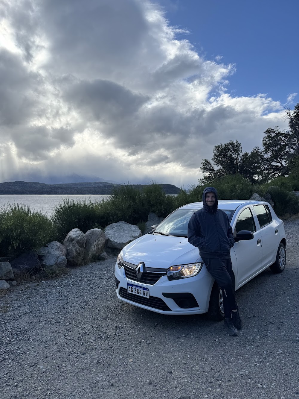 Liv Rent a Car  / Mitre 660 / Bariloche